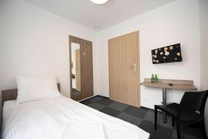 Posteľ alebo postele v izbe v ubytovaní Hostel SMS FREE PARKING