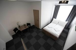 Posteľ alebo postele v izbe v ubytovaní Hostel SMS FREE PARKING