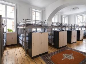 ครัวหรือมุมครัวของ Castanea Old Town Hostel