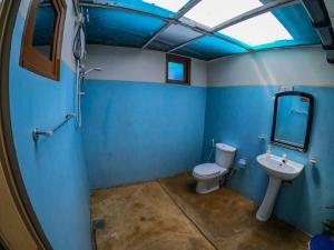 Koupelna v ubytování Hello Super Hostel + 28 fotografií