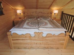 Voodi või voodid majutusasutuse Glühwürmchenhütte toas