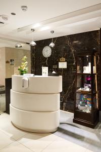 Vstupní hala nebo recepce v ubytování Rose Park Hotel - Al Barsha, Opposite Metro Station