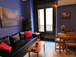 A seating area at Apartamentos Dana Sol