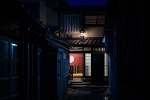 Фотография из галереи Tofukuji Samurai Machiya в Киото