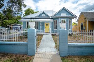 Gallery image of Remodeled Historic 2BR 1BA House Near Downtown in San Antonio