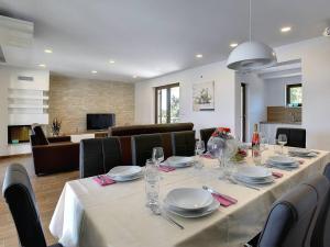Fotografie z fotogalerie ubytování Villa Ruzica v destinaci Juršići