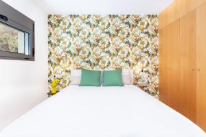 Posteľ alebo postele v izbe v ubytovaní Apartment with Mount Teide and sea views + 28 fotografií