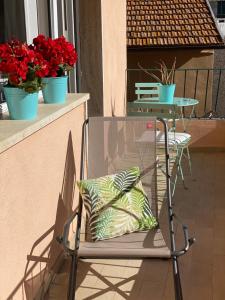 Un balcón o terraza de Loraia Design Rooms