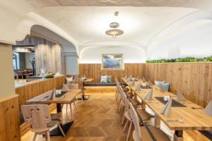 Część wypoczynkowa w obiekcie Hotel Stegerbräu