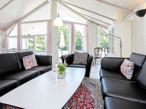 8 person holiday home in Faxe Ladeplads 휴식 공간