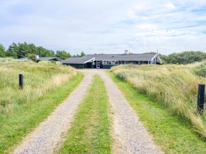 Fotografie z fotogalerie ubytování Holiday home Henne CVII v destinaci Henne Strand