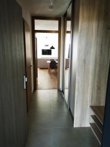 Posteľ alebo postele v izbe v ubytovaní Apartmán Mlýnská Strouha