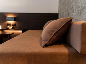 Un pat sau paturi într-o cameră la The Splash Koh Chang