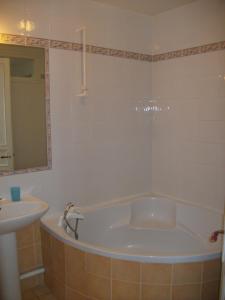 Ванная комната в Villa Erdian