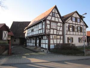 Afbeelding uit fotogalerij van Ferienwohnung Sonja Sinsheim in Sinsheim