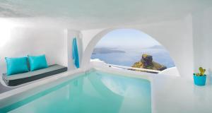 Πισίνα στο ή κοντά στο Sophia Luxury Suites
