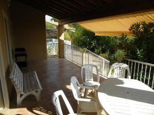 Billede fra billedgalleriet på Maison tout confort avec piscine à Bedarrides i Bédarrides