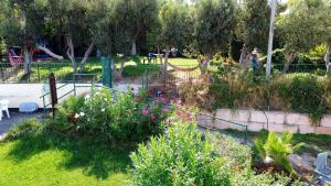 Jardín al aire libre en Le Case Del Vivaio