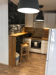Köök või kööginurk majutusasutuses Apartmán v centre Michaloviec