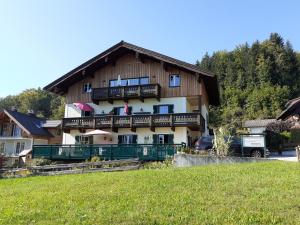 Budynek, w którym mieści się apartament