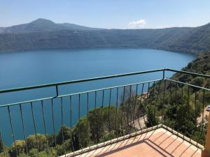 Gallery image of Dimora Diamante del Lago in Castel Gandolfo