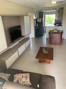 Η κουζίνα ή μικρή κουζίνα στο Condomínio e resort Villa das Águas - Praia do Saco SE
