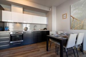 Kuchnia lub aneks kuchenny w obiekcie VIP Apartamenty Białystok