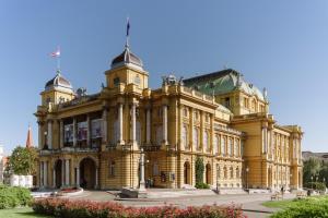 Photo de la galerie de l'établissement THE City Lodge - Boutique Apartments, à Zagreb