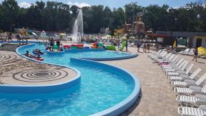 The swimming pool at or close to Jenny home
