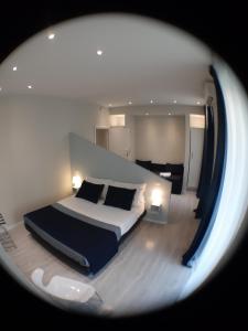Posteľ alebo postele v izbe v ubytovaní Little Rose Lodge