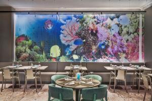Restaurace v ubytování Salles Hotel Málaga Centro