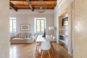 Gallery image of iFlat Monti Penthouse Panoramic View in Rome
