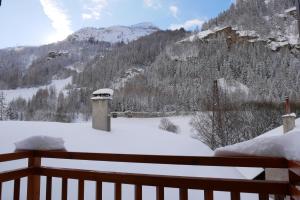 L'établissement Chalet Le Loup - charming Tignes ski chalet in a superb location en hiver