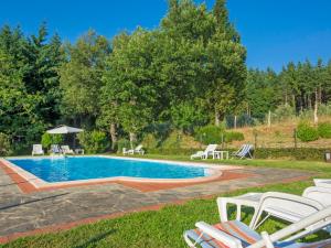 The swimming pool at or close to Apartment Certina 2 by Interhome