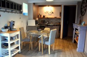 Η κουζίνα ή μικρή κουζίνα στο Pennty Breton proche plage