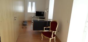 Μια τηλεόραση ή/και κέντρο ψυχαγωγίας στο As Casinhas dos avós by Quinta do Paço