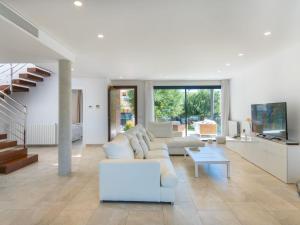 Posezení v ubytování Holiday Home Marianne by Interhome