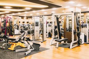 I廣場酒店健身房和／或健身器材