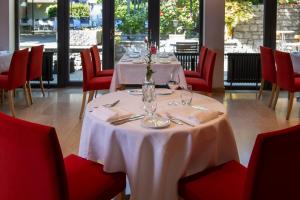 Restoran või mõni muu söögikoht majutusasutuses Hotel Cereda