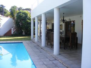 The swimming pool at or close to Joan's Bed and Breakfast