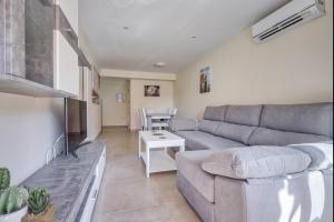 Posezení v ubytování Sur Suites Alhambra