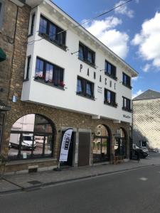 Foto de la galería de PANACHE - BIKE EN SLEEP HOTEL en La-Roche-en-Ardenne