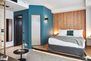 A bed or beds in a room at Λιθεία-Lithia