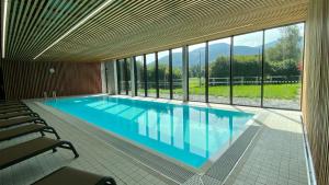 Bazén v ubytování TEE ROOM Čeladná & wellness nebo v jeho okolí
