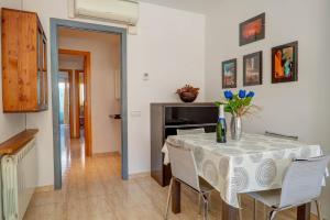 Fotografie z fotogalerie ubytování Parellades Apartment by Hello Homes Sitges v destinaci Sitges + 13 fotografií
