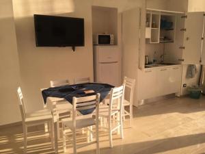 A kitchen or kitchenette at Casa Caterina Deluxe Sorrento Coast