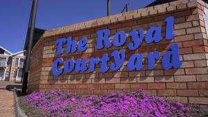 Certifikát, hodnocení, plakát nebo jiný dokument vystavený v ubytování The Royal Courtyard