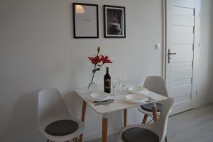 Fotografia z galérie ubytovania Apartament Gliwice Centrum Witkiewicza I v destinácii Gliwice