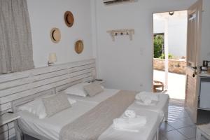 Fotografie z fotogalerie ubytování Irini pension v destinaci Platis Gialos Sifnos + 86 fotografií
