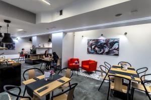 Posedenie v ubytovaní Apartamenty Nowa Kamienica Częstochowa Centrum Szymanowskiego 22A